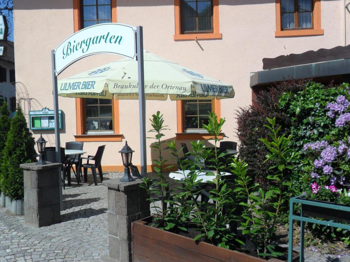 Hotel Hirsch Seebach Exterior photo